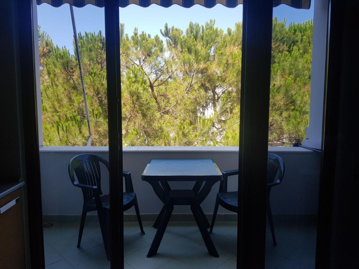 Family Beach 100 Square Metres Apartment Голем Екстериор снимка