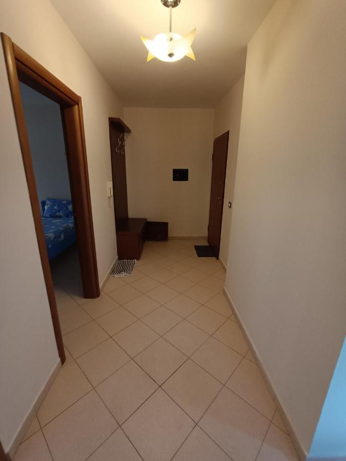 Family Beach 100 Square Metres Apartment Голем Екстериор снимка