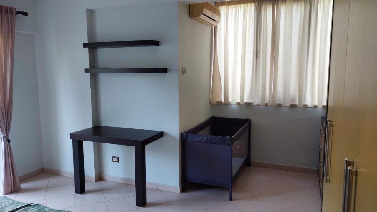 Family Beach 100 Square Metres Apartment Голем Екстериор снимка