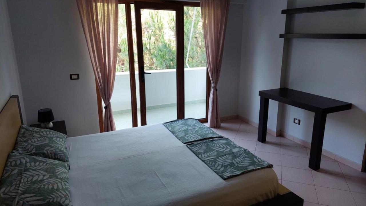 Family Beach 100 Square Metres Apartment Голем Екстериор снимка
